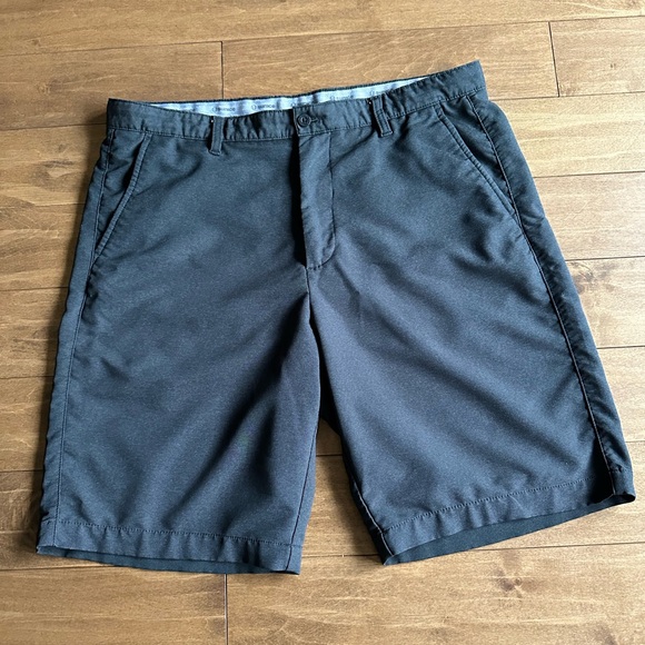 Sunice Men’s Grey Flat Front Shorts - Size 36 - Picture 1 of 7